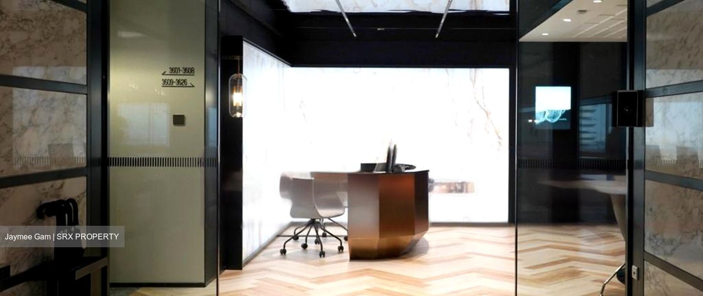 Gateway East (D7), Office #476156811